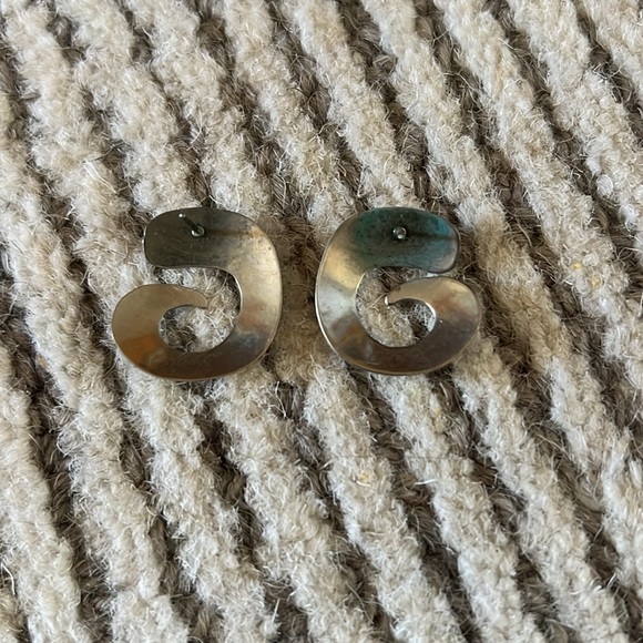 Vintage Carlton Ridge Silver Earrings - Picture 2 of 2